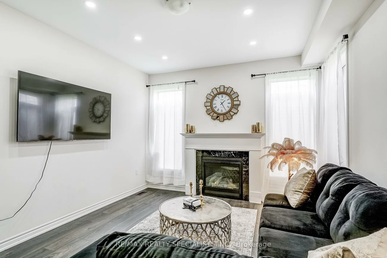 90, FERRAGINE, Bradford, Bradford West Gwillimbury