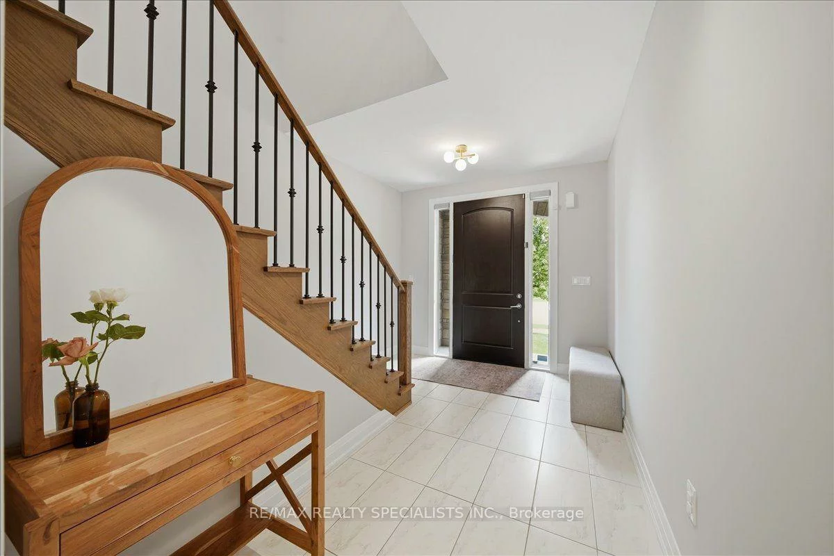 90, Professor Day, Bradford, Bradford West Gwillimbury