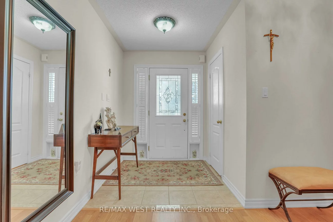 503, Simcoe, Bradford, Bradford West Gwillimbury