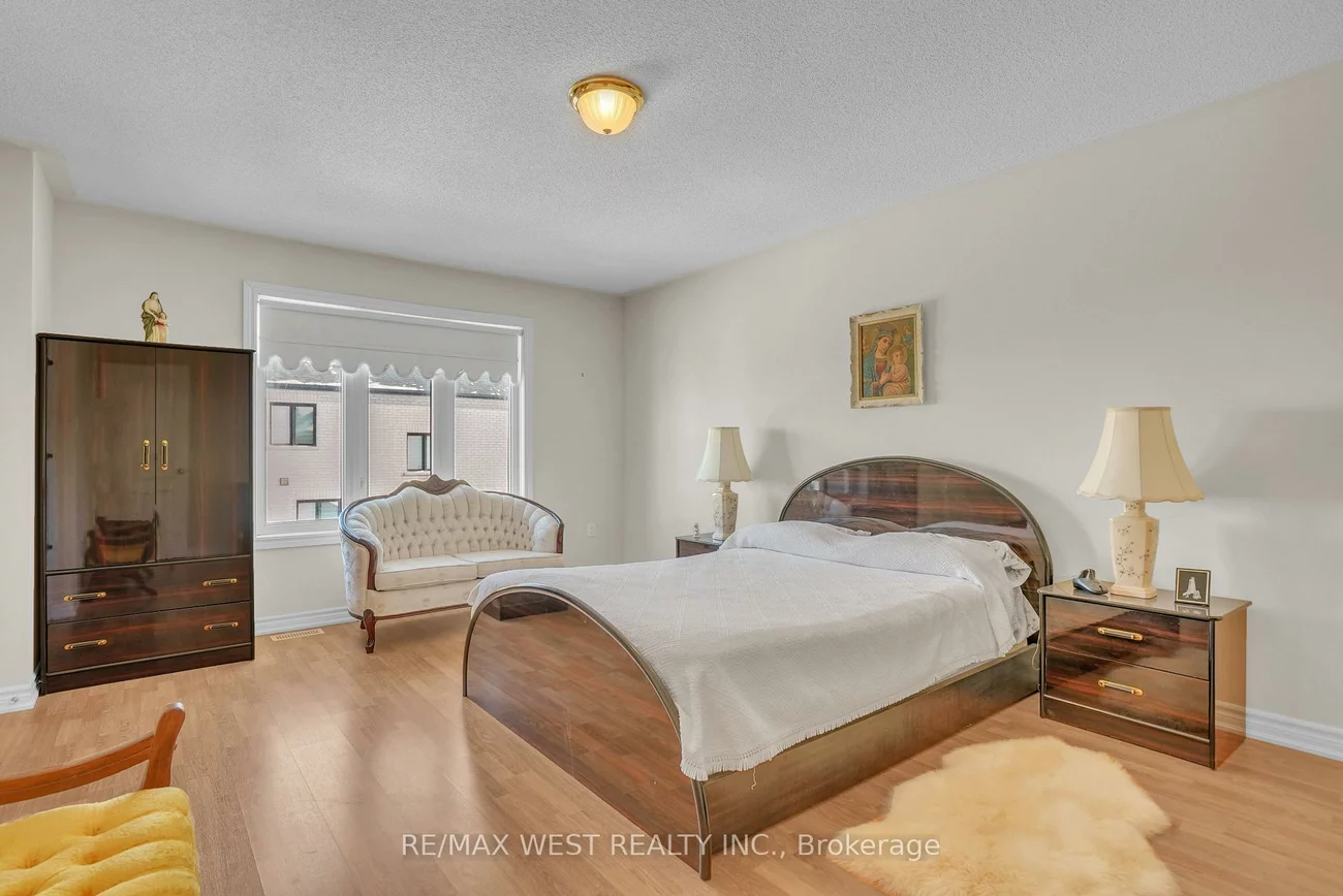 503, Simcoe, Bradford, Bradford West Gwillimbury
