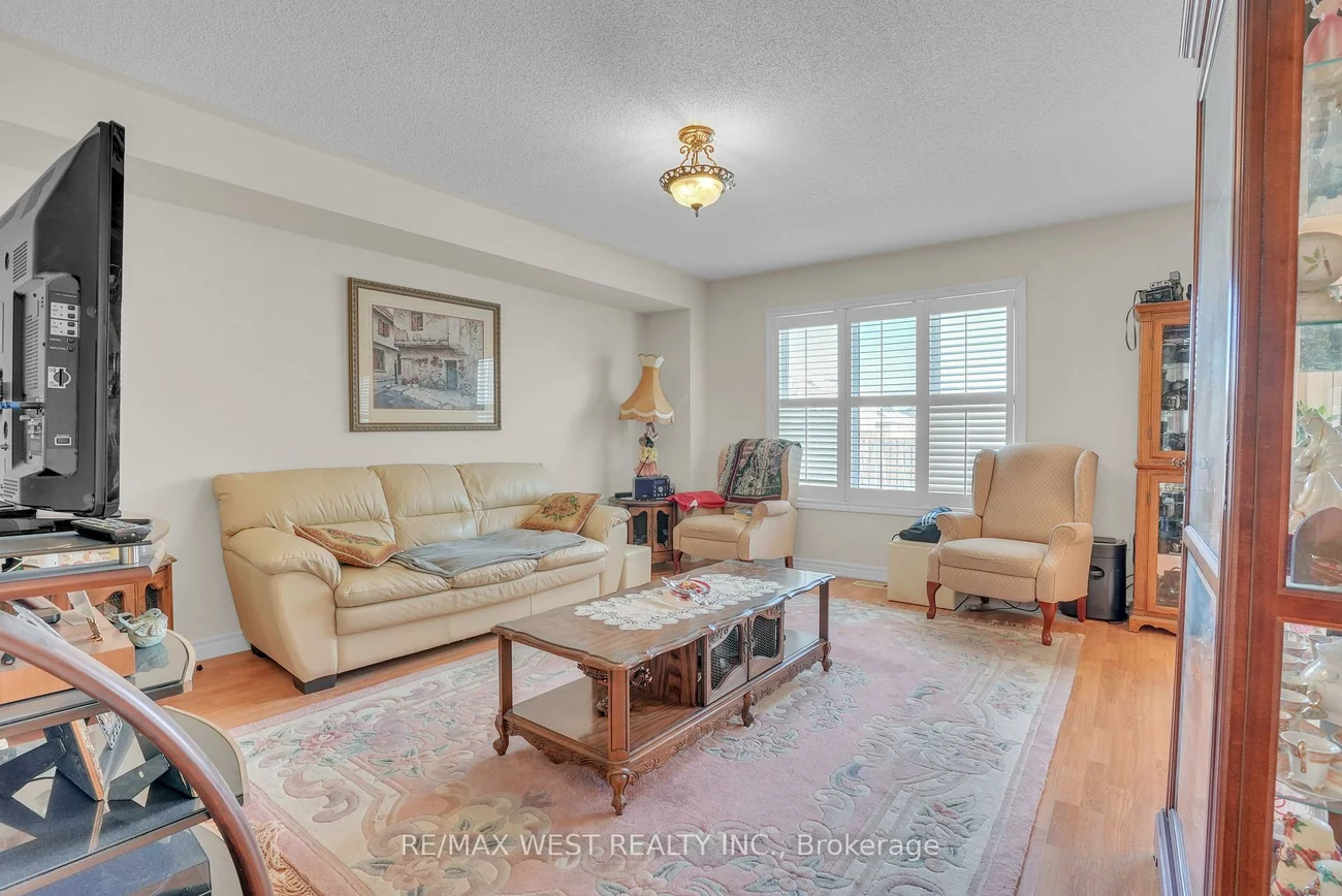 503, Simcoe, Bradford, Bradford West Gwillimbury