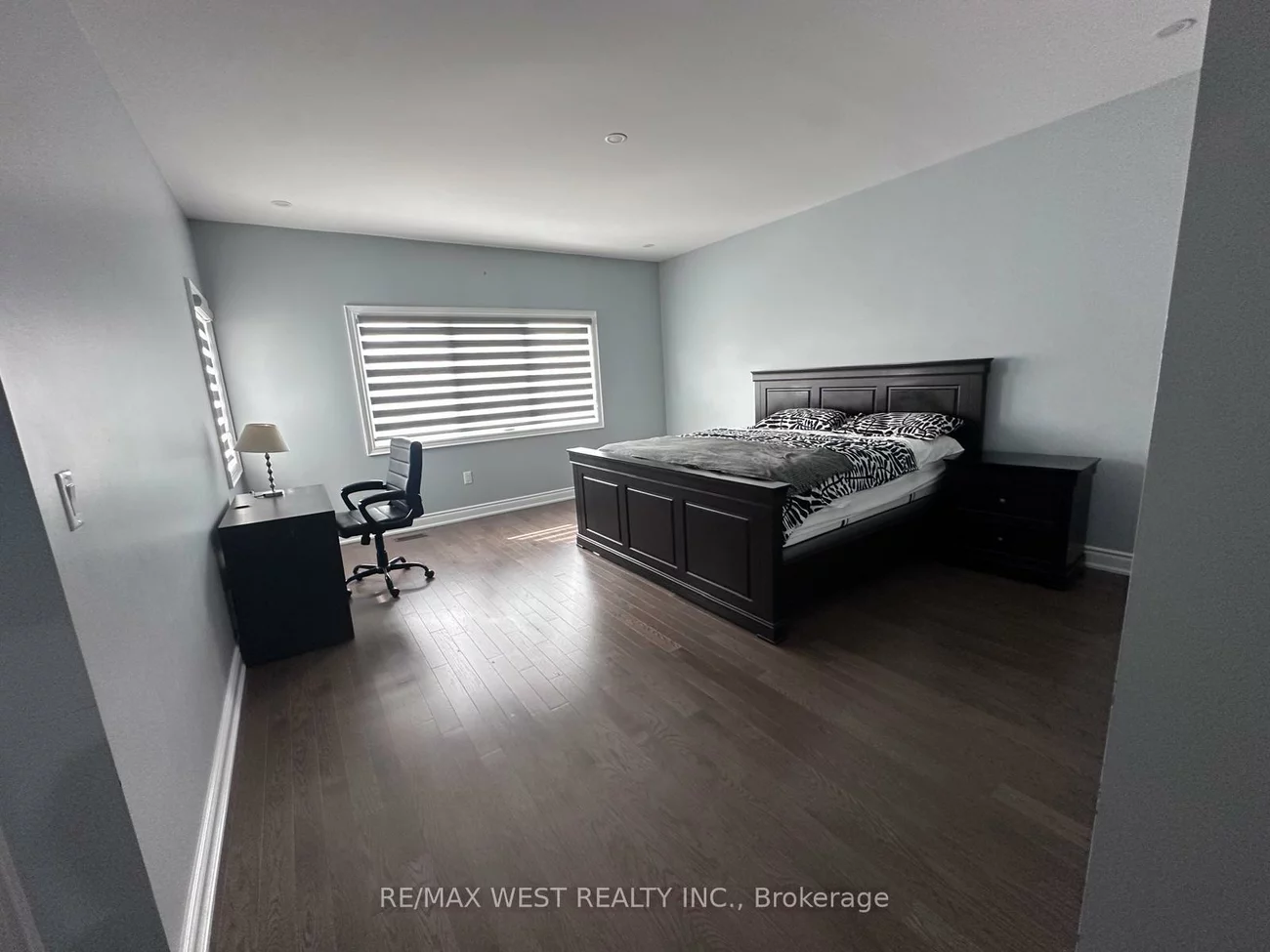 111, Scarlet, Bradford, Bradford West Gwillimbury