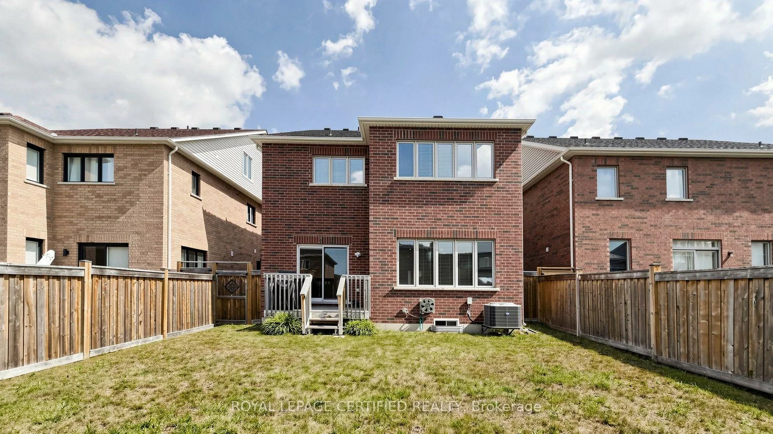 153, Romanelli, Bradford, Bradford West Gwillimbury