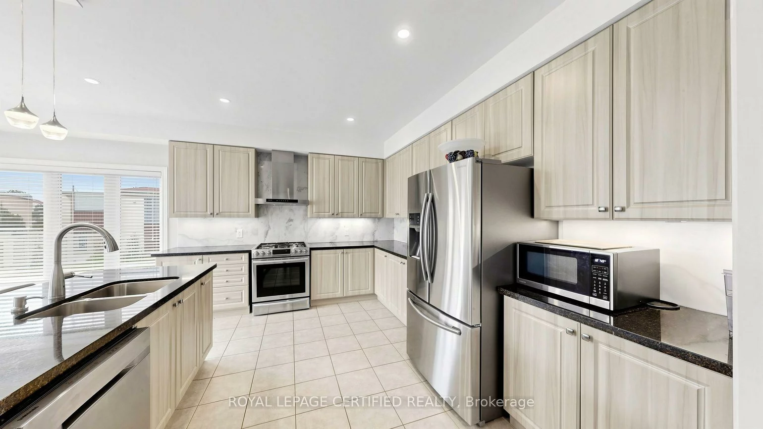 153, Romanelli, Bradford, Bradford West Gwillimbury