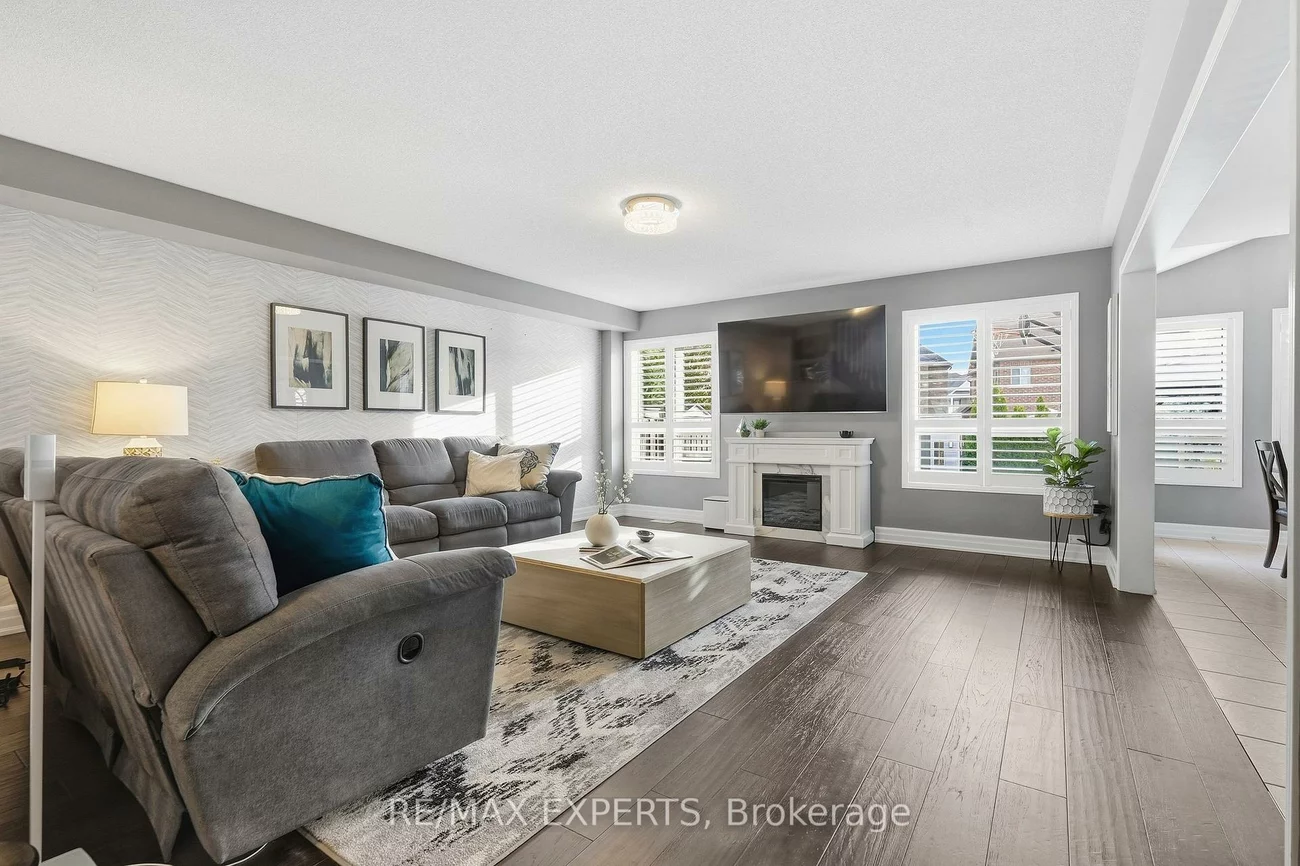323, Langford, Bradford, Bradford West Gwillimbury