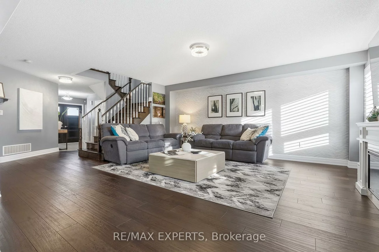 323, Langford, Bradford, Bradford West Gwillimbury
