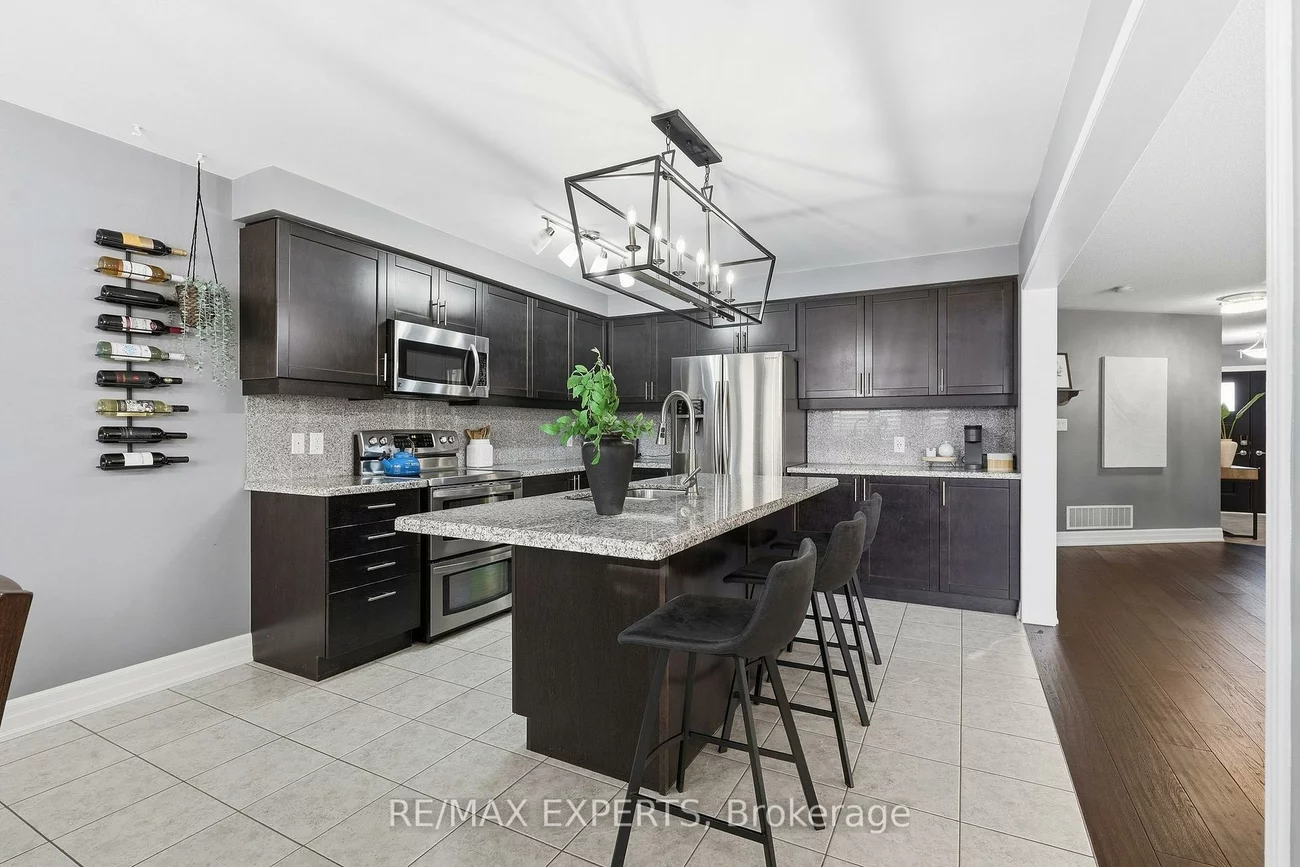 323, Langford, Bradford, Bradford West Gwillimbury