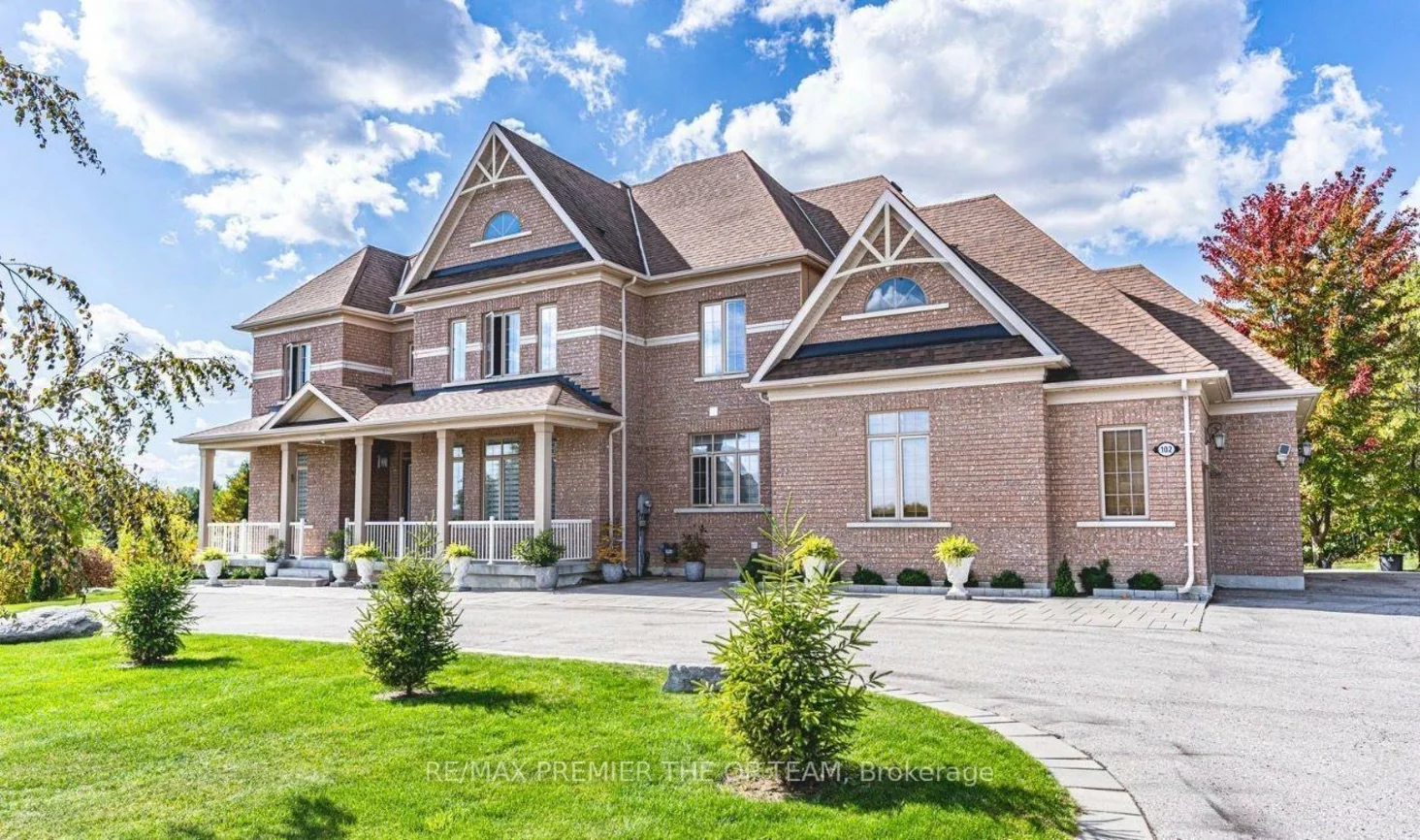 102, Pine Hill, Rural Bradford West Gwillimbury, Bradford West Gwillimbury