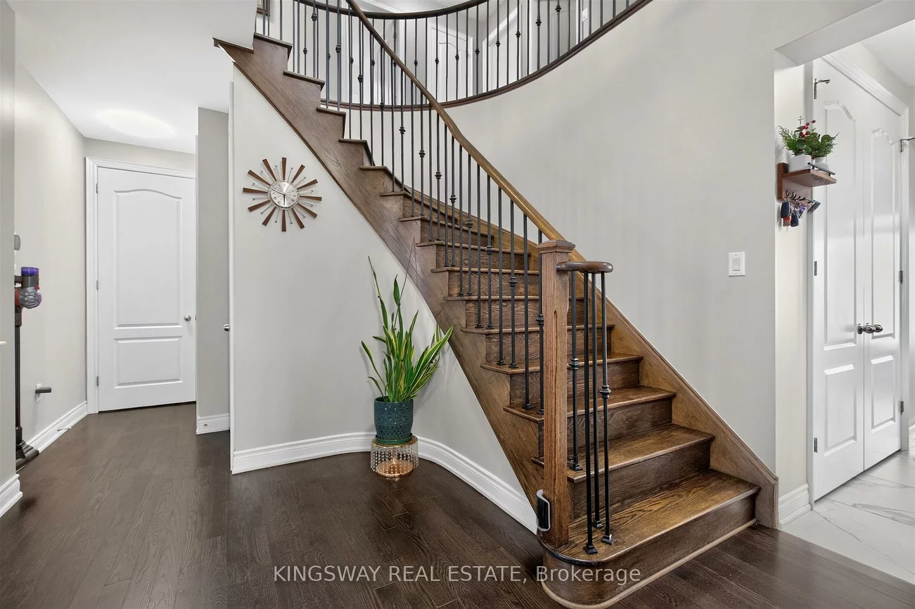 949, Langford, Bradford, Bradford West Gwillimbury