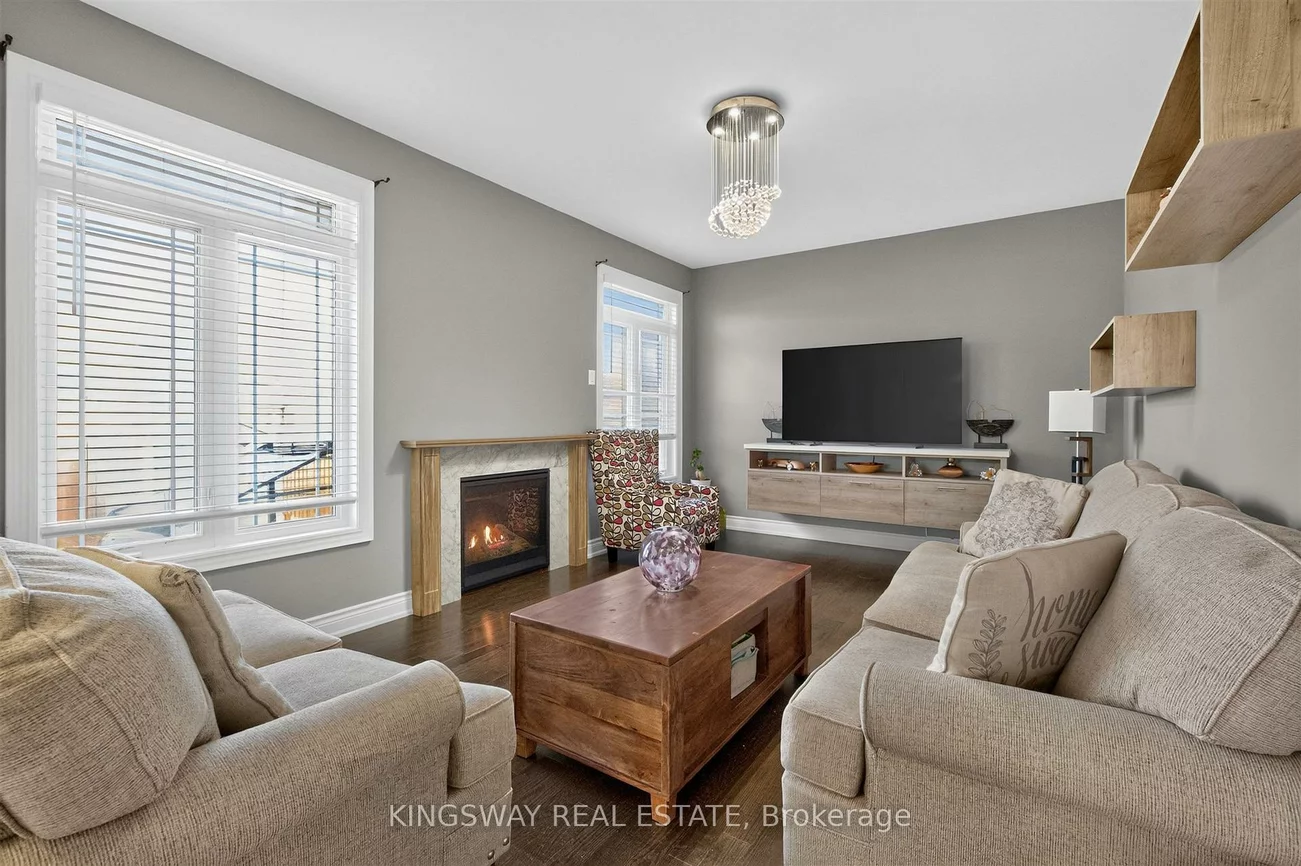 949, Langford, Bradford, Bradford West Gwillimbury