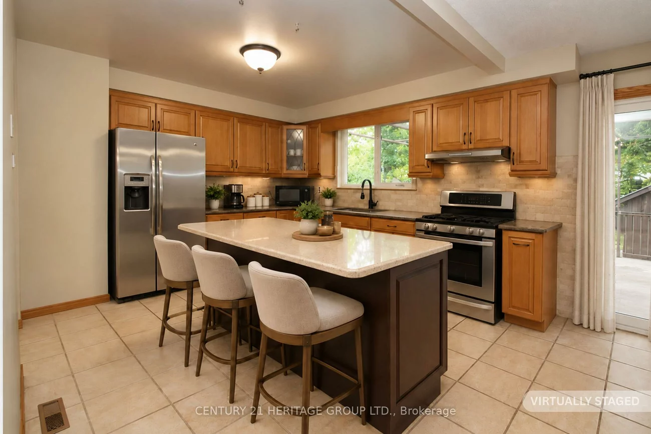 156, Colborne, Bradford, Bradford West Gwillimbury