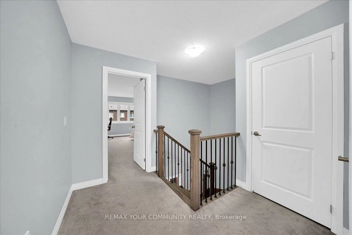 211, Landolfi, Bradford, Bradford West Gwillimbury