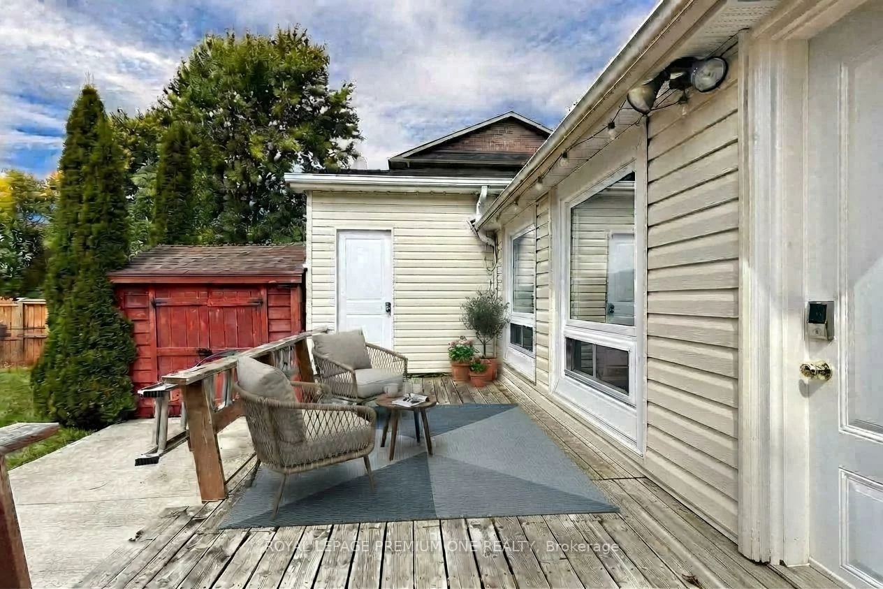 98, Thornton, Bradford, Bradford West Gwillimbury