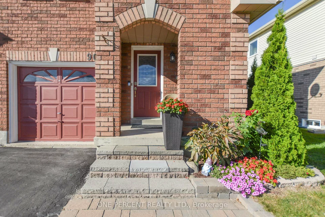 90, Breeze, Bradford, Bradford West Gwillimbury