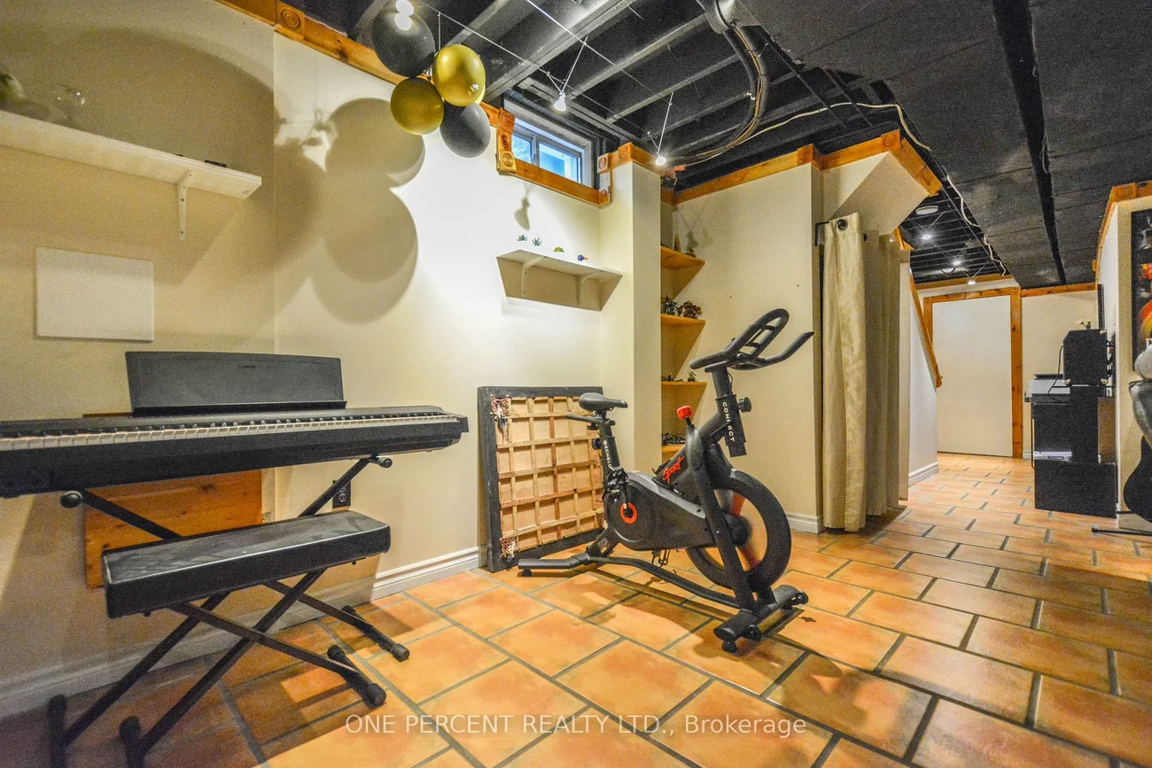 90, Breeze, Bradford, Bradford West Gwillimbury