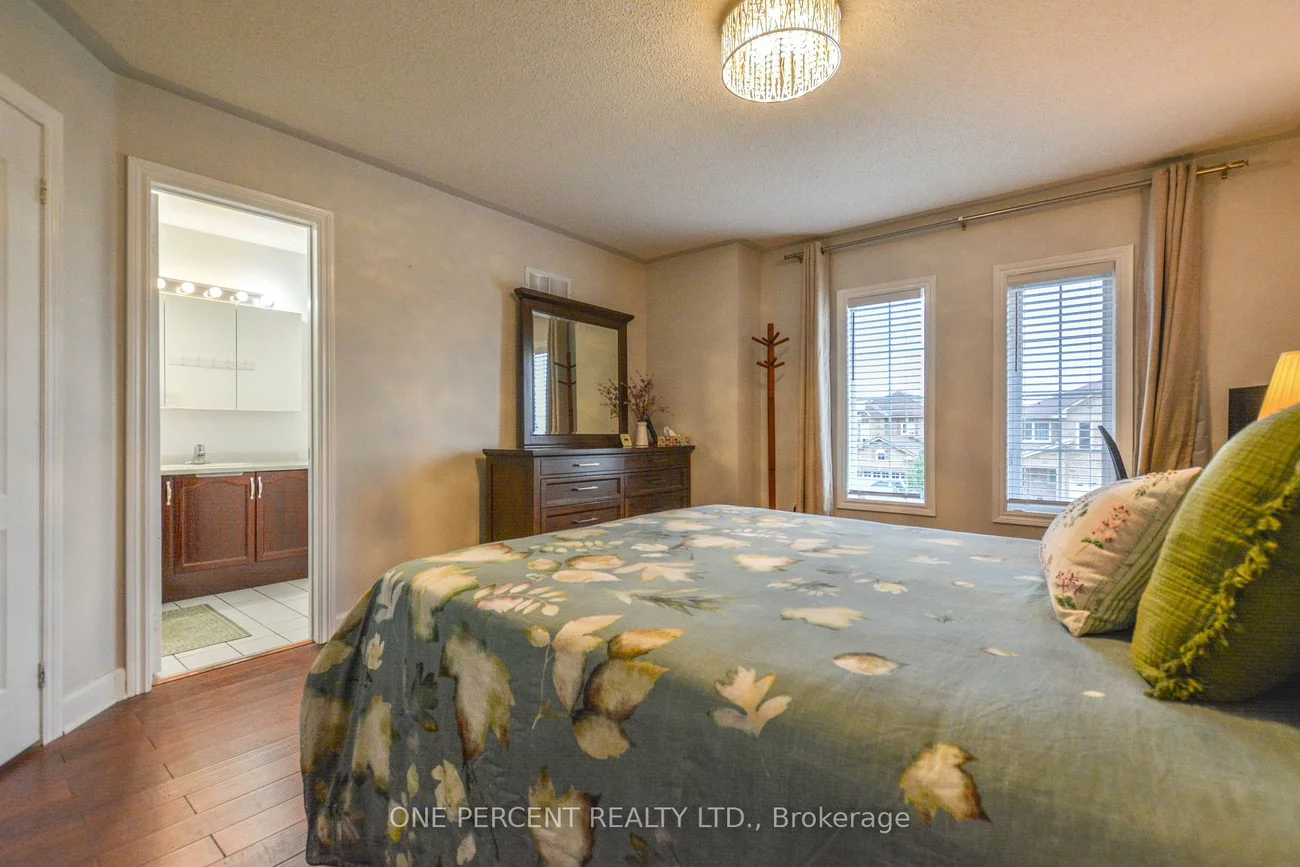 90, Breeze, Bradford, Bradford West Gwillimbury