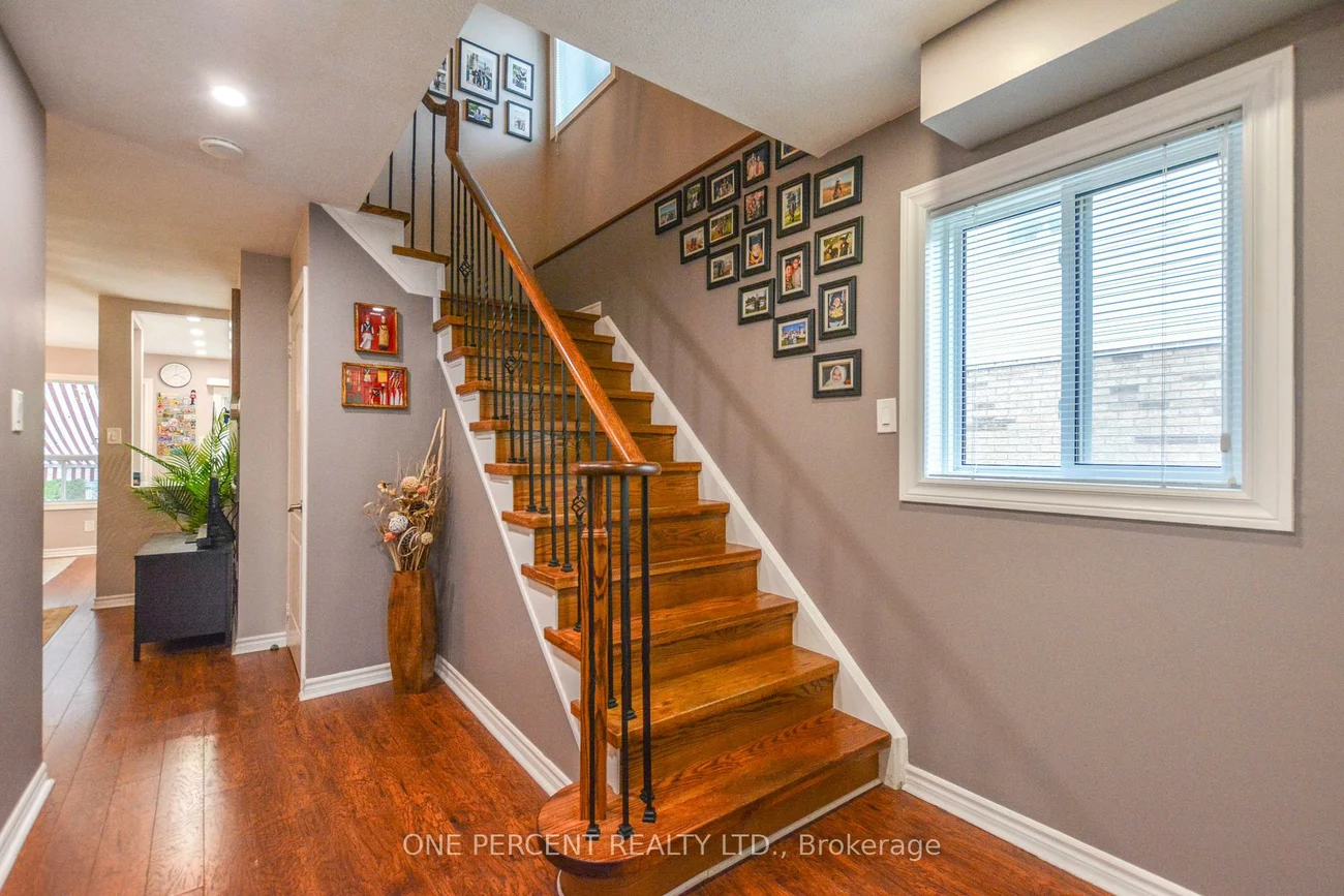 90, Breeze, Bradford, Bradford West Gwillimbury