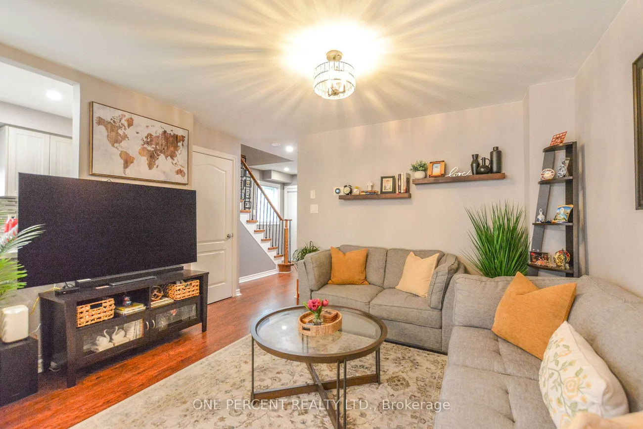 90, Breeze, Bradford, Bradford West Gwillimbury