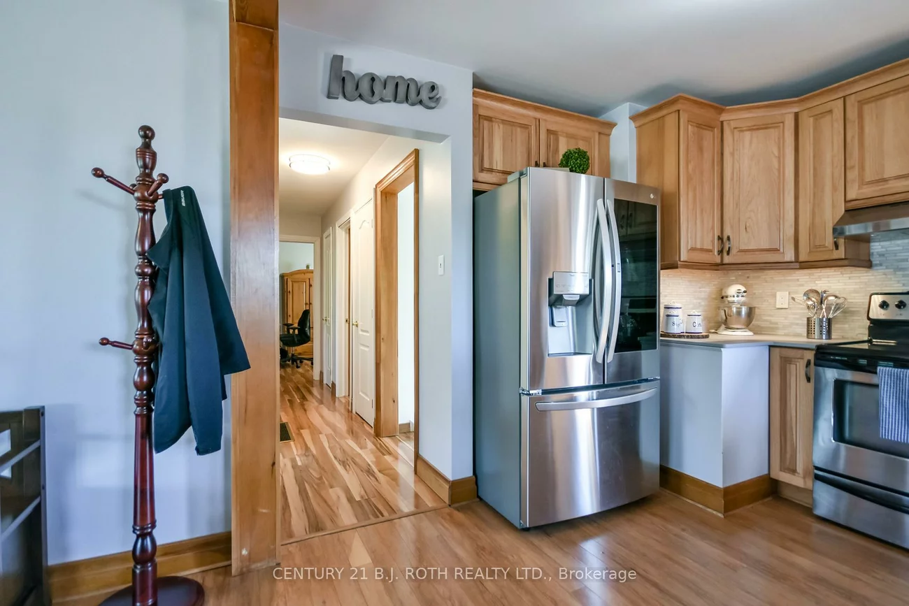 671, Simcoe, Bradford, Bradford West Gwillimbury