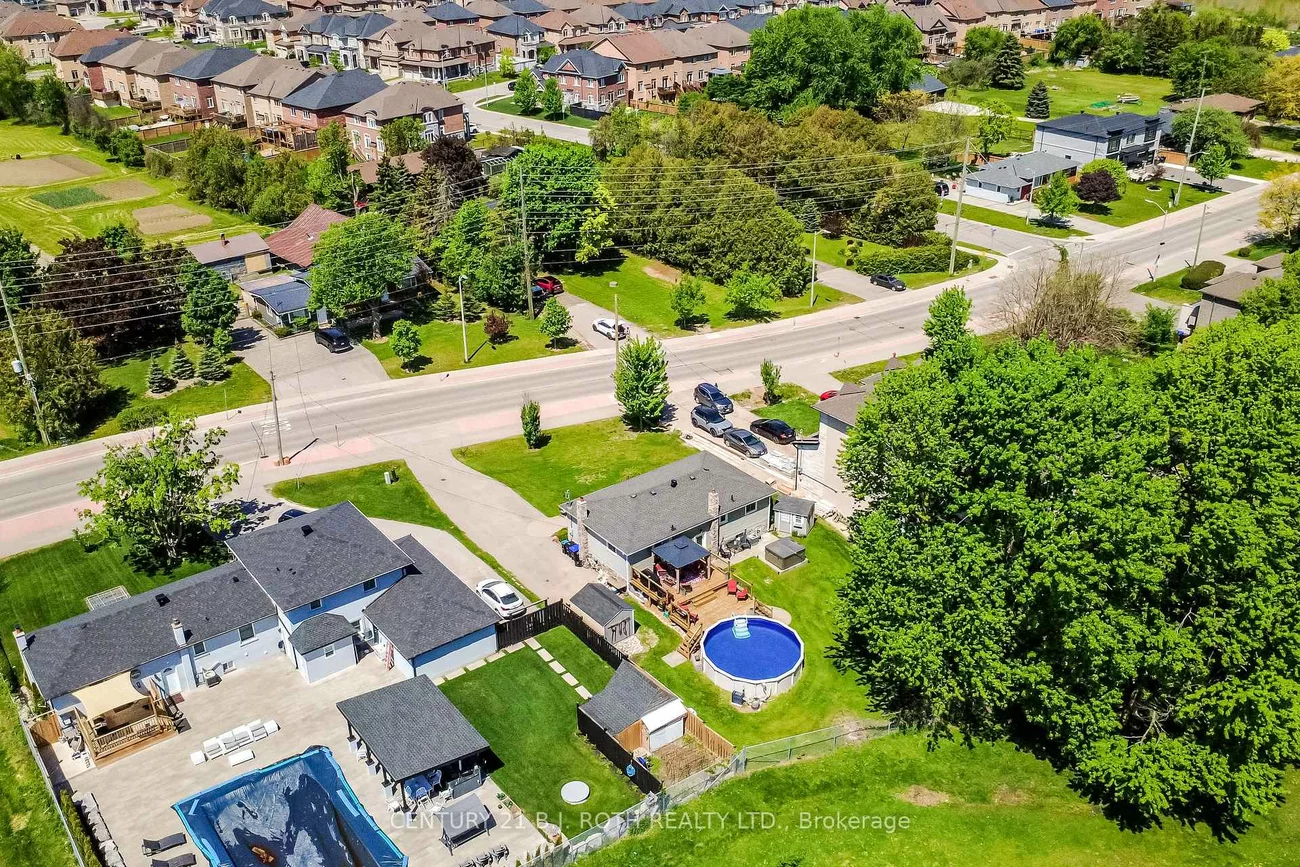 671, Simcoe, Bradford, Bradford West Gwillimbury