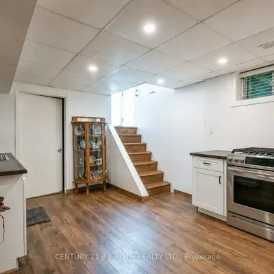 671, Simcoe, Bradford, Bradford West Gwillimbury