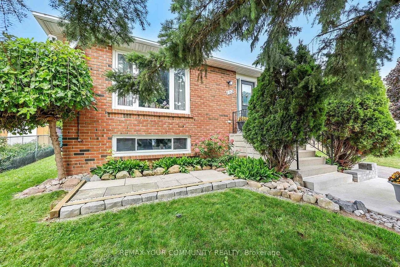 123, Martin, Bradford, Bradford West Gwillimbury
