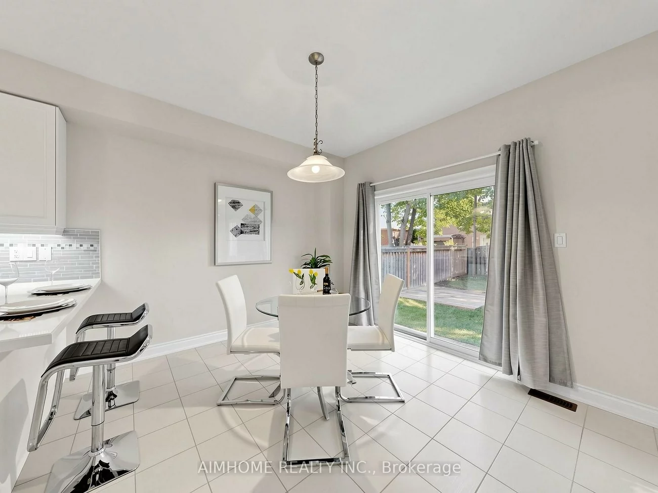 75, Chelsea, Bradford, Bradford West Gwillimbury