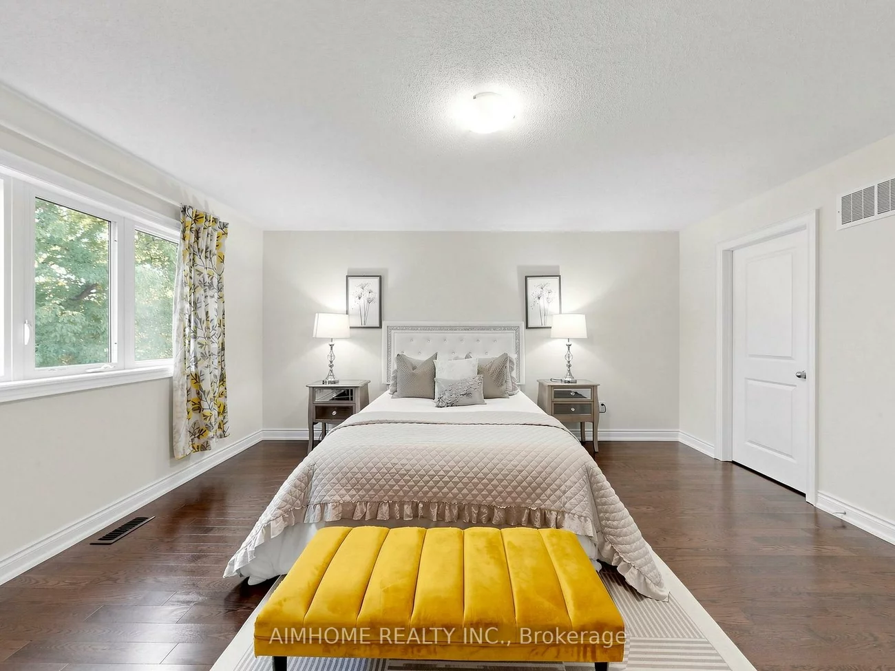 75, Chelsea, Bradford, Bradford West Gwillimbury