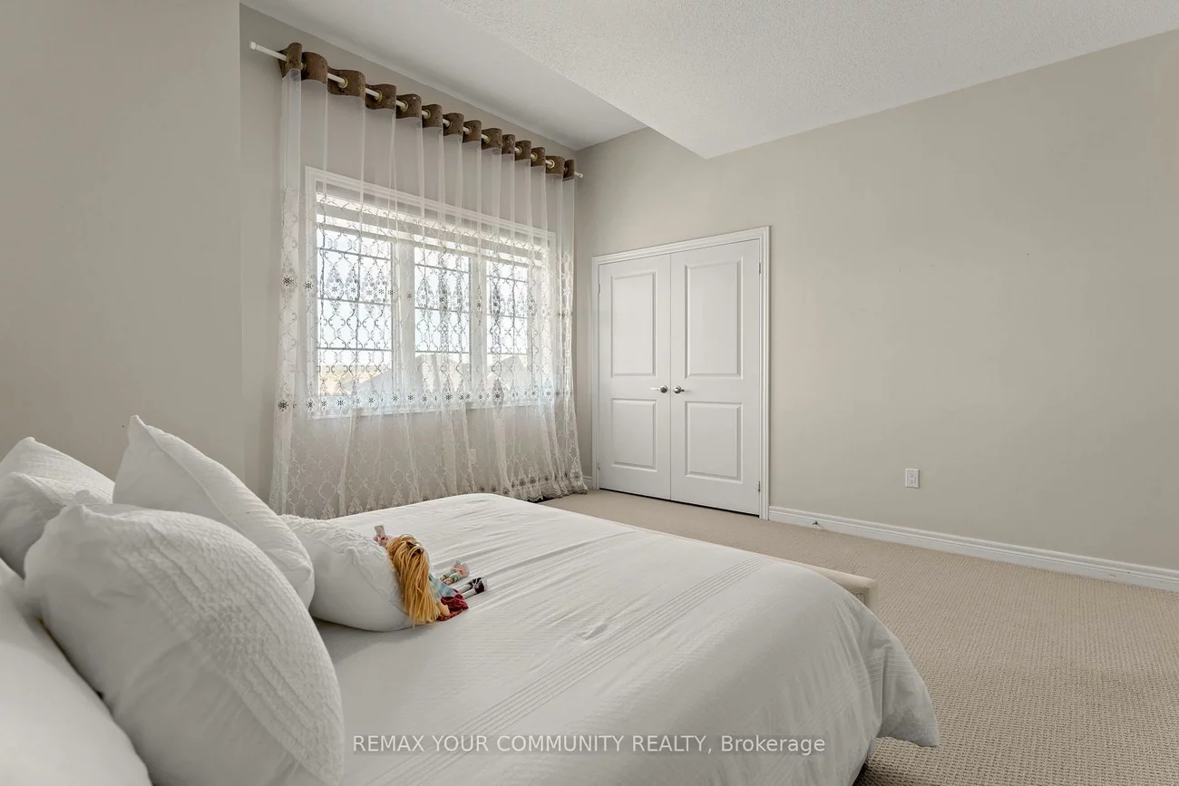 150, Inverness, Bradford, Bradford West Gwillimbury