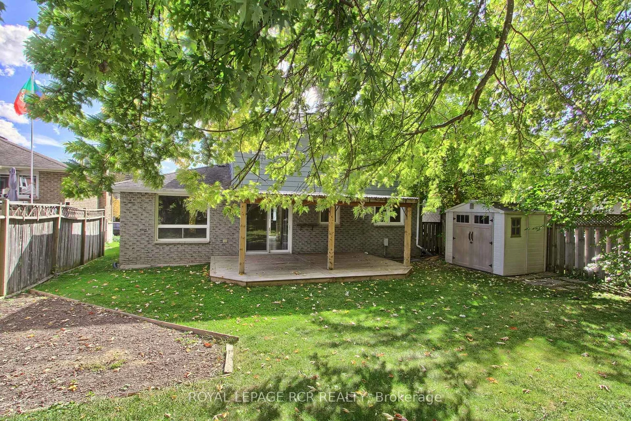 43, Crown, Bradford, Bradford West Gwillimbury