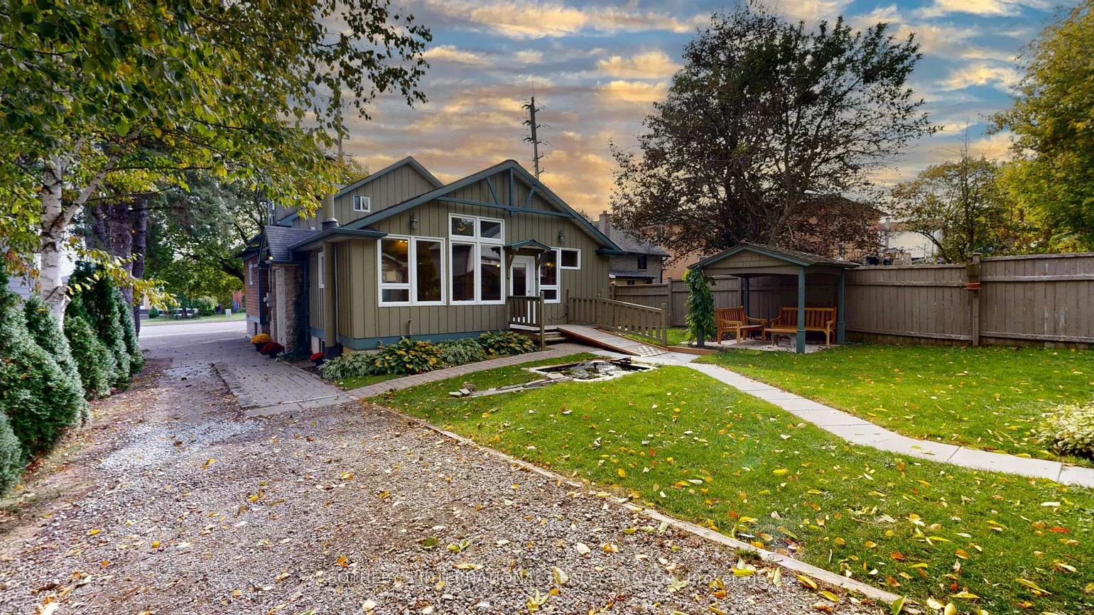 131, John, Bradford, Bradford West Gwillimbury