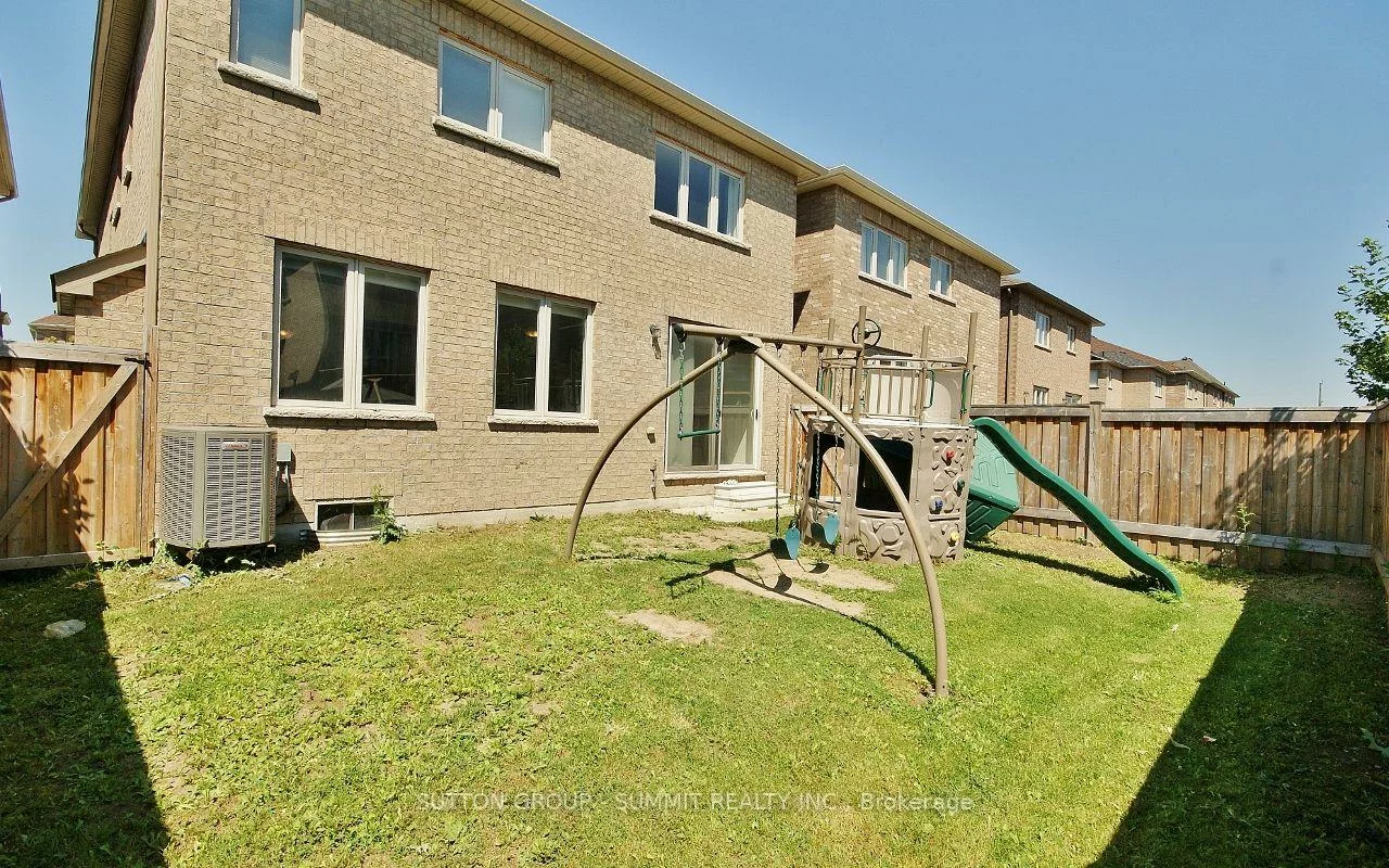174, Stevenson, Bradford, Bradford West Gwillimbury