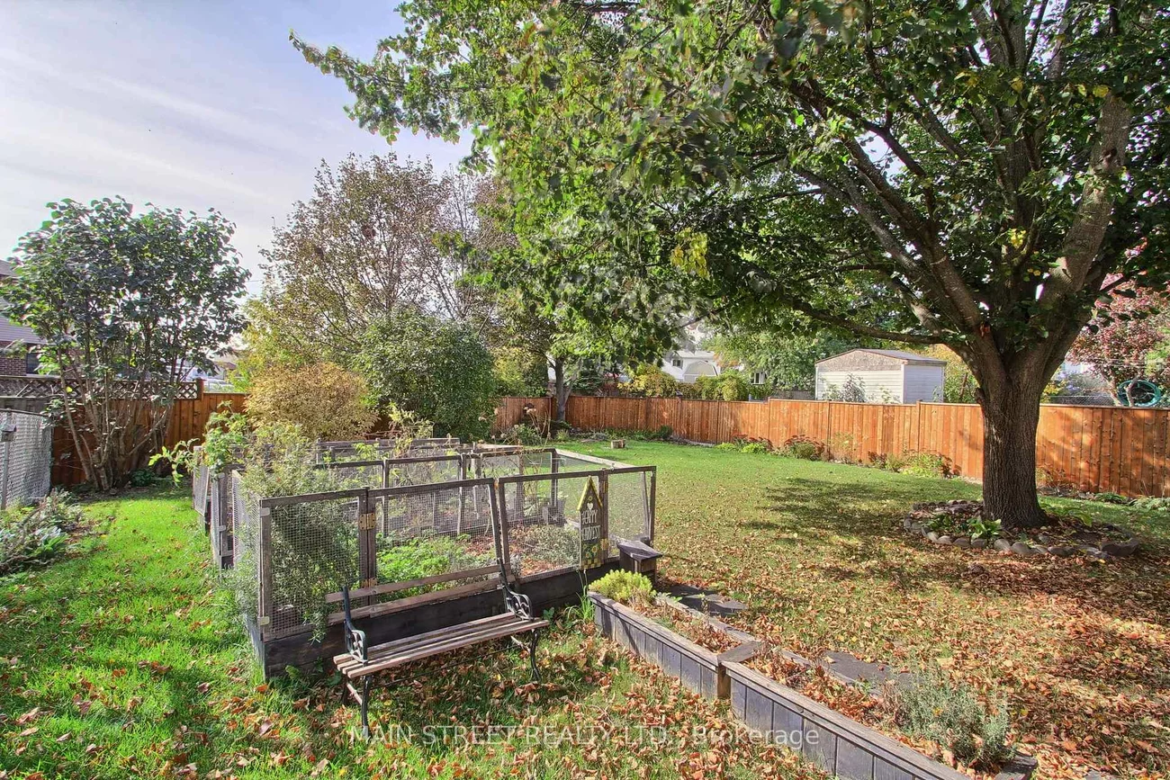 61, Hudson, Bradford, Bradford West Gwillimbury