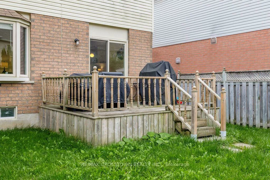 76, Breeze, Bradford, Bradford West Gwillimbury