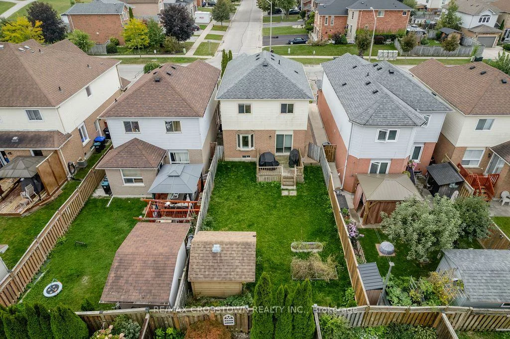 76, Breeze, Bradford, Bradford West Gwillimbury