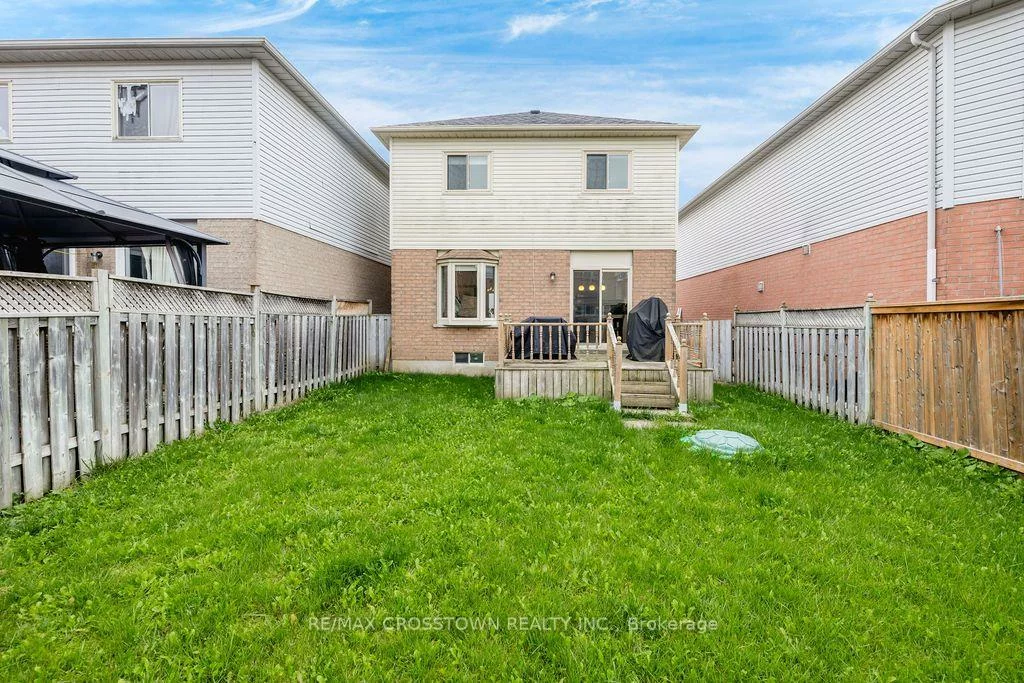 76, Breeze, Bradford, Bradford West Gwillimbury