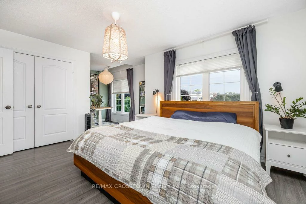 76, Breeze, Bradford, Bradford West Gwillimbury