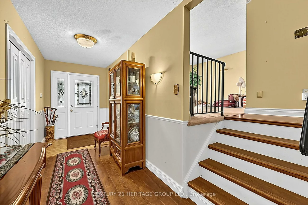171, Lee, Bradford, Bradford West Gwillimbury