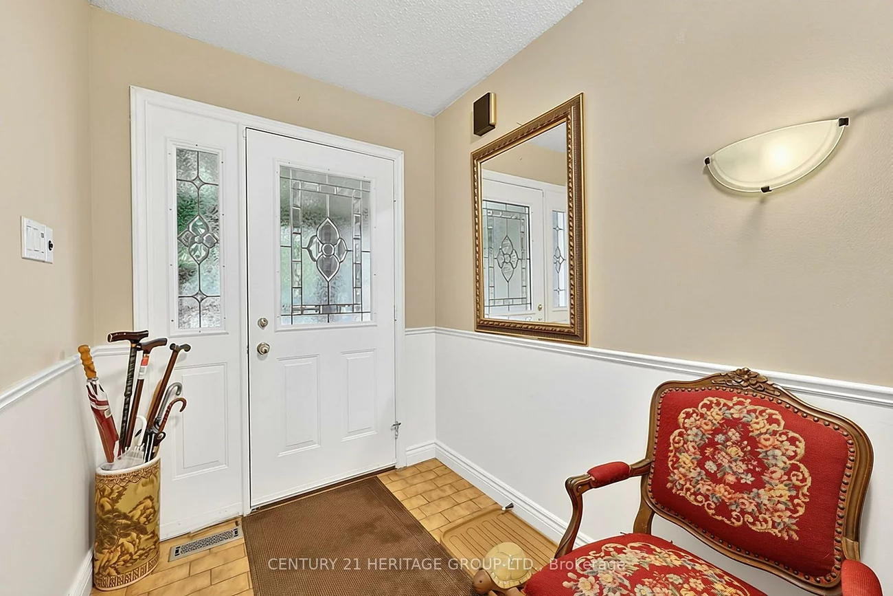 171, Lee, Bradford, Bradford West Gwillimbury