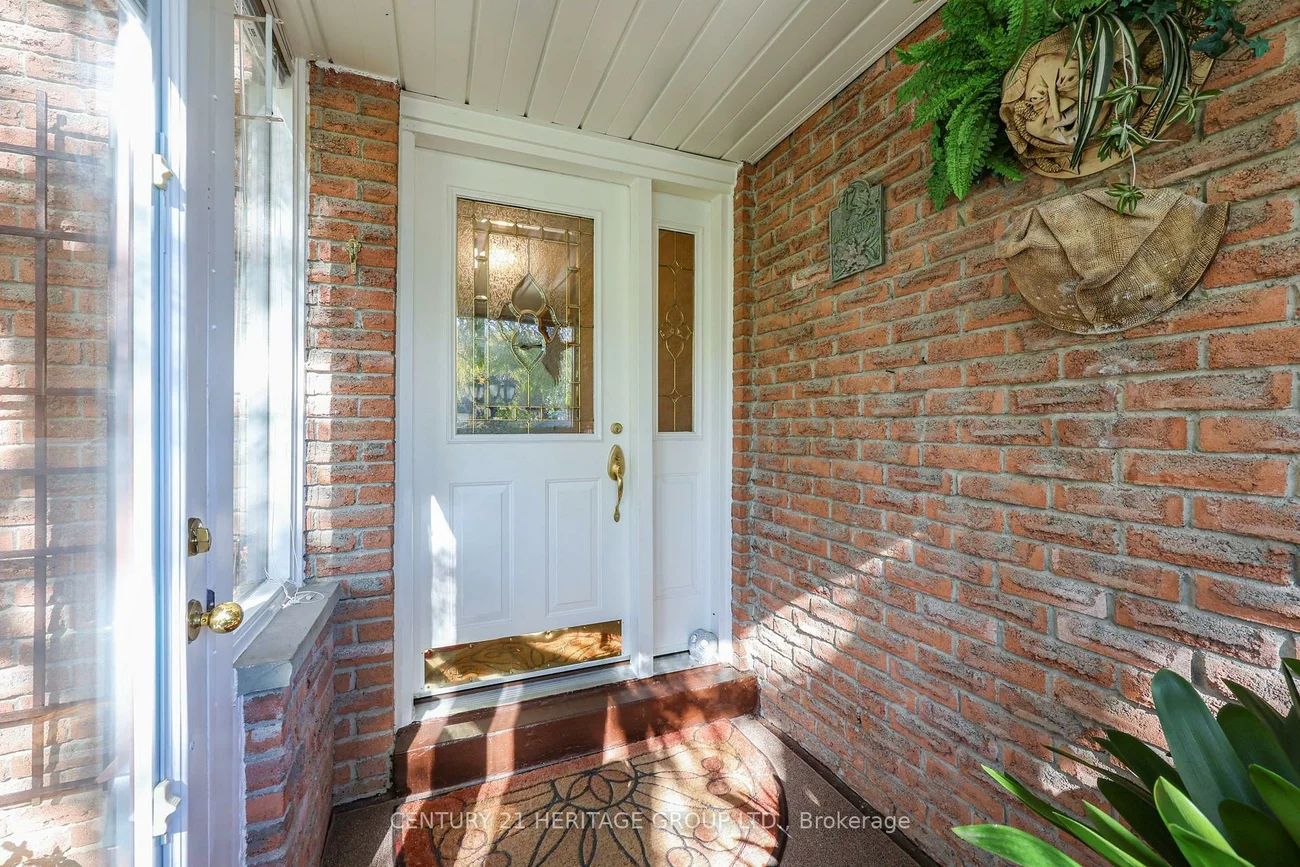 171, Lee, Bradford, Bradford West Gwillimbury