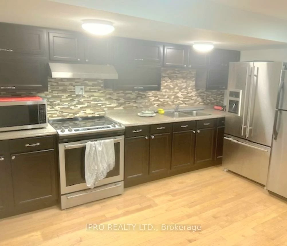 102, Southlake, Madoc, Brampton