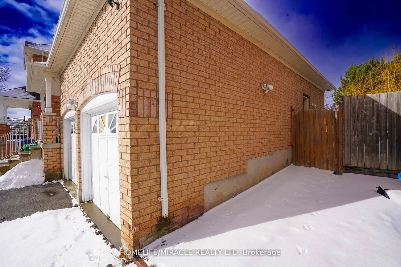 22, Courtsfield, Fletcher's Meadow, Brampton
