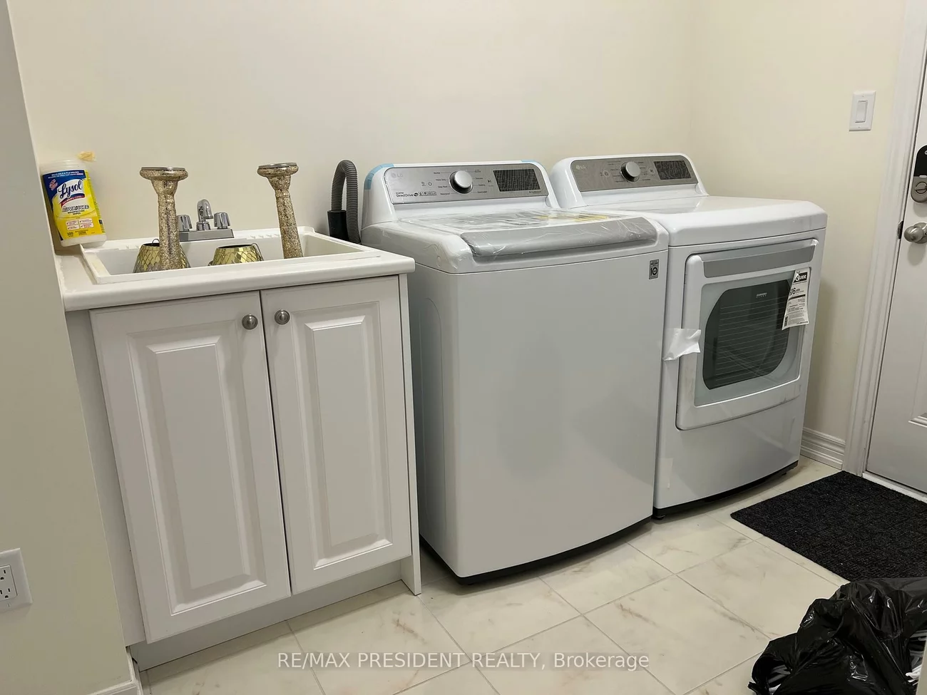24, Skyridge, Bram East, Brampton