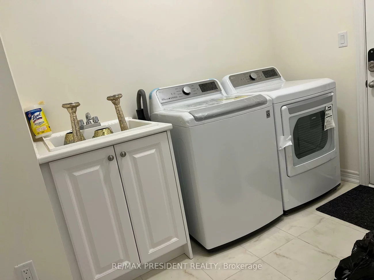 24, Skyridge, Bram East, Brampton