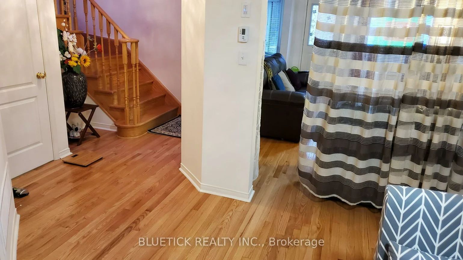 31, Cookview, Sandringham-Wellington, Brampton
