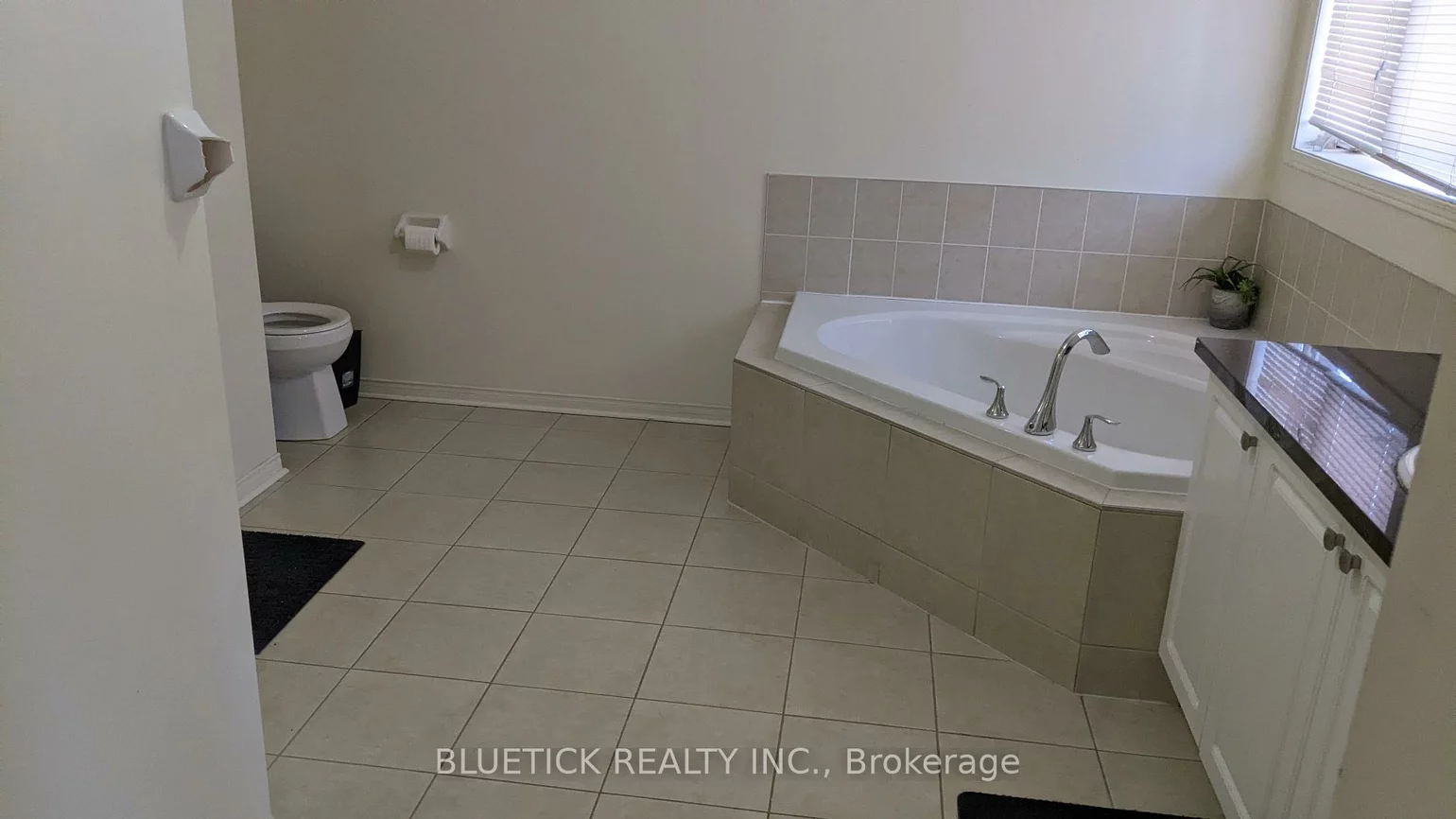 31, Cookview, Sandringham-Wellington, Brampton