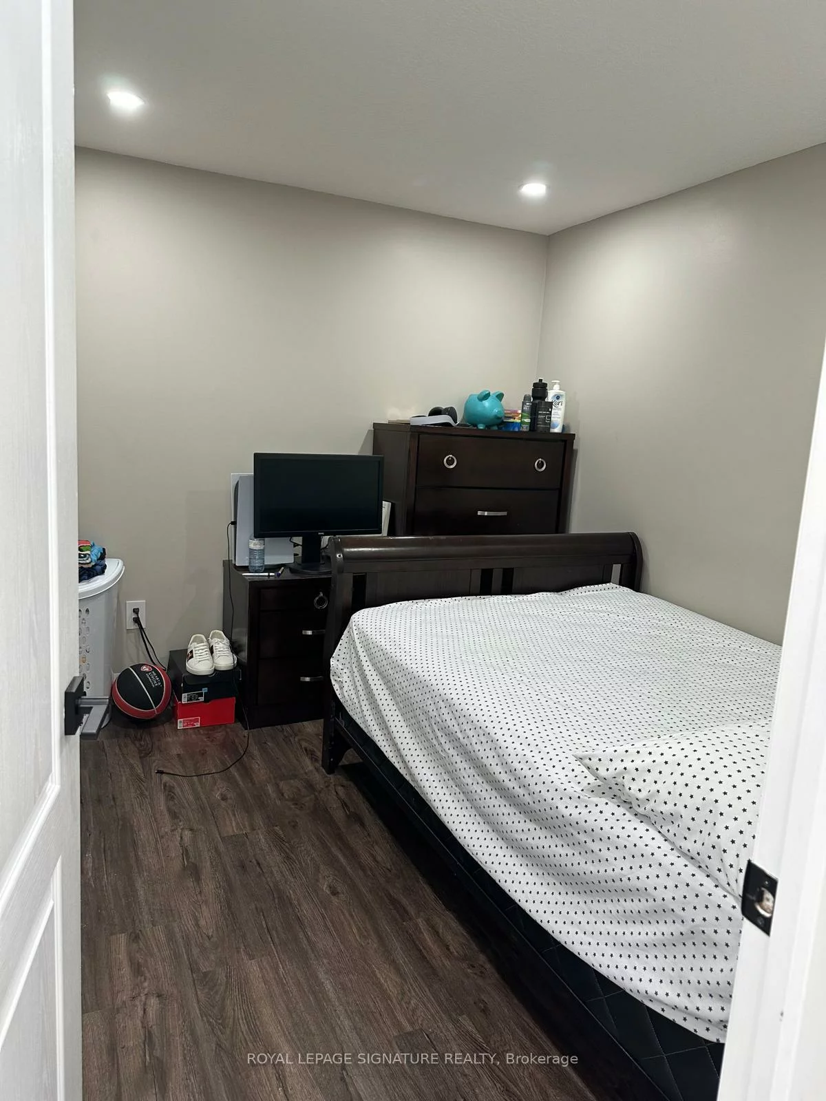 101, Botavia Downs, Fletcher's Meadow, Brampton
