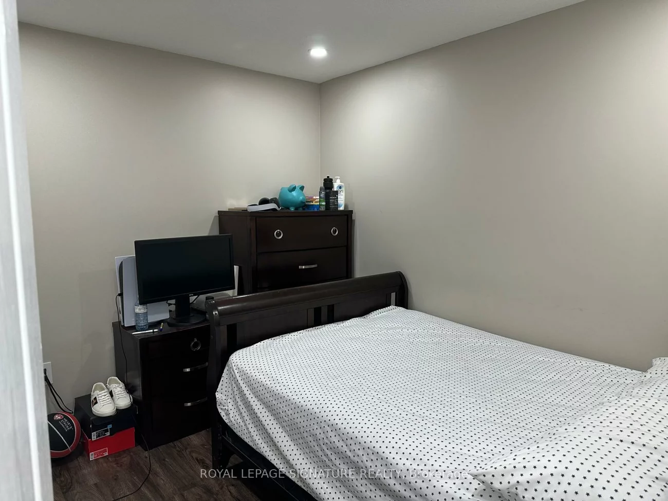 101, Botavia Downs, Fletcher's Meadow, Brampton