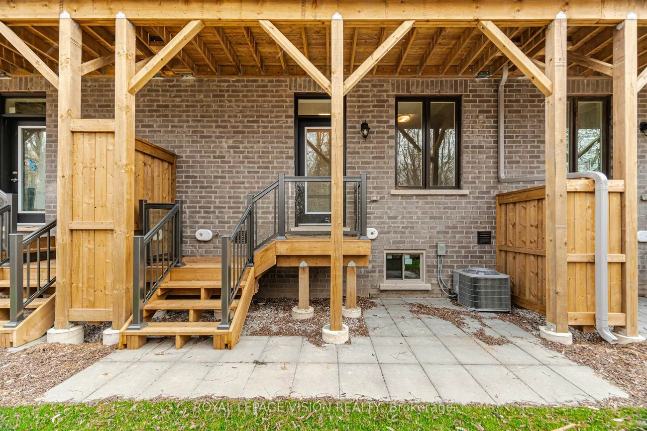 44, Folcroft, Credit Valley, Brampton