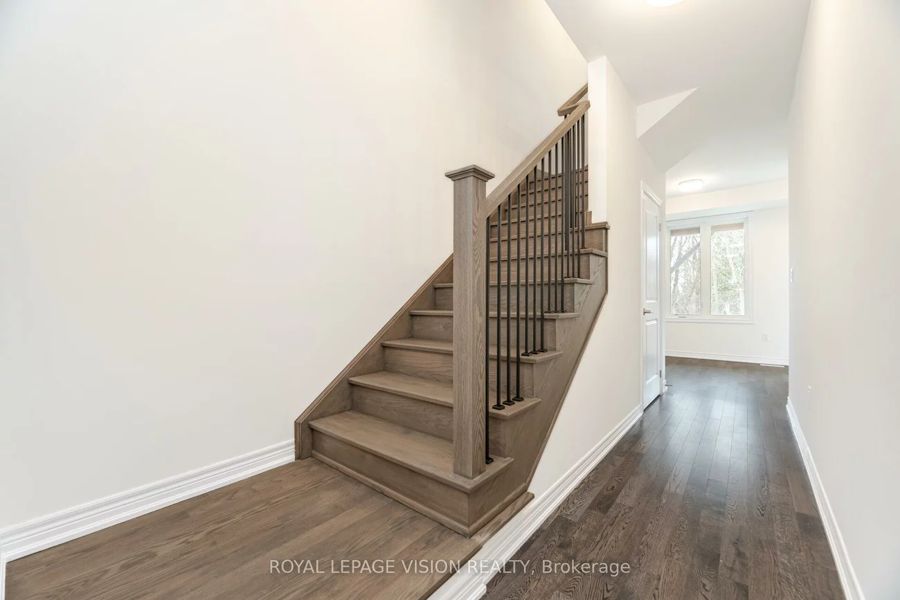44, Folcroft, Credit Valley, Brampton